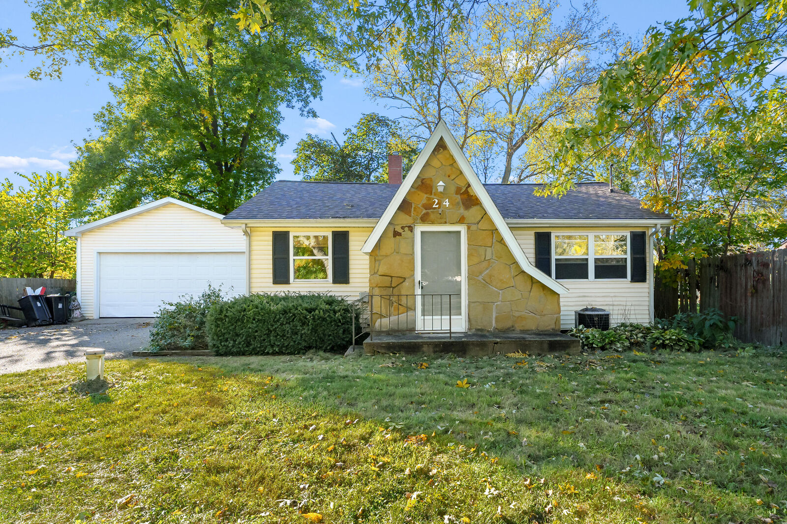 Property Photo: 24 S 31st Street S MI 49015