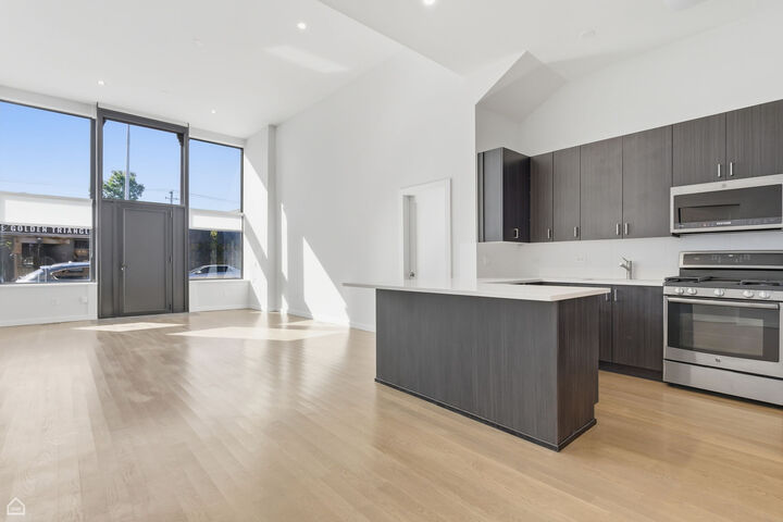 Property Photo: