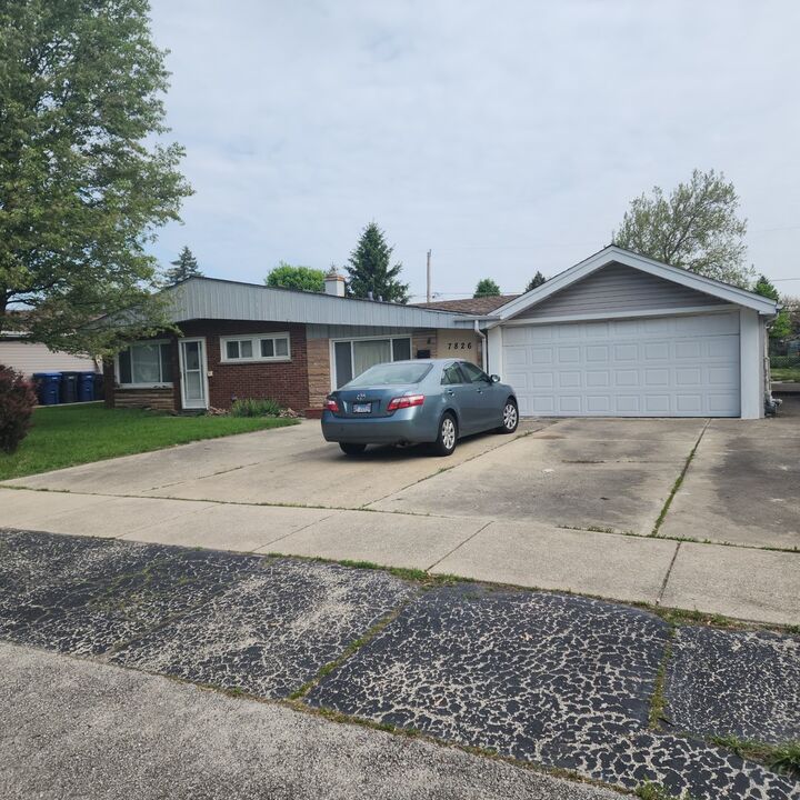 Property Photo:  7826 W 98th Place  IL 60457 
