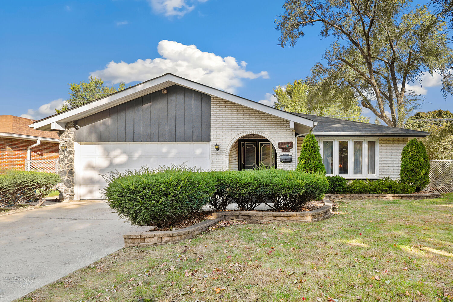 Property Photo:  4308 W 91st Place  IL 60453