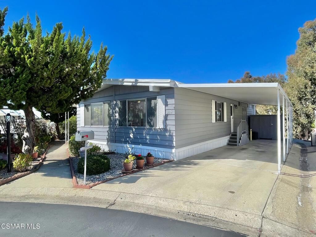 Property Photo: 48 Saint Charles Court CA 91320