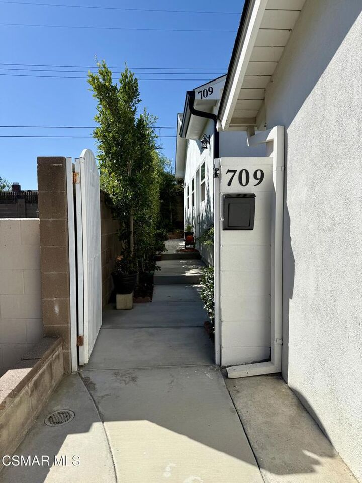Property Photo: 709 Rudman Drive CA 91320