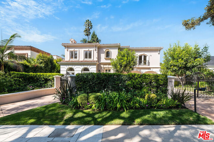 Property Photo: 915 N Rexford Drive CA 90210