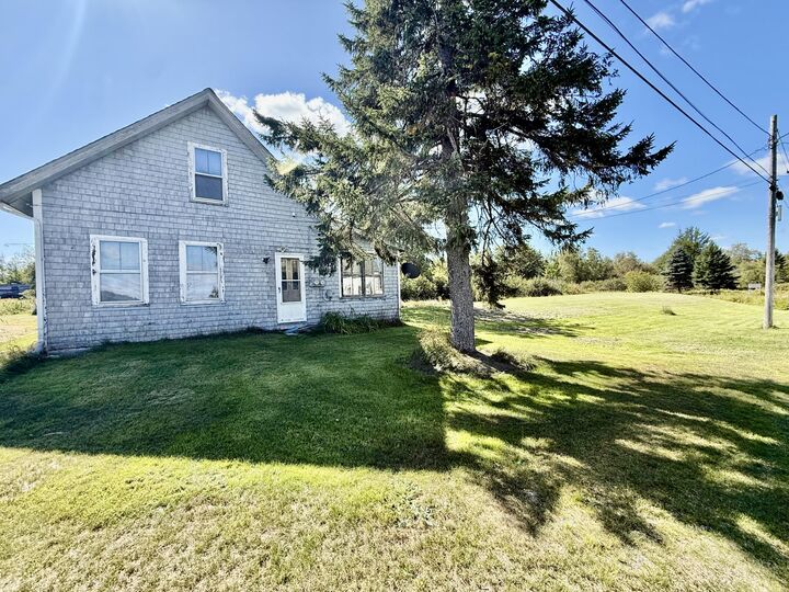 Property Photo: 22 Cross Street ME 04654