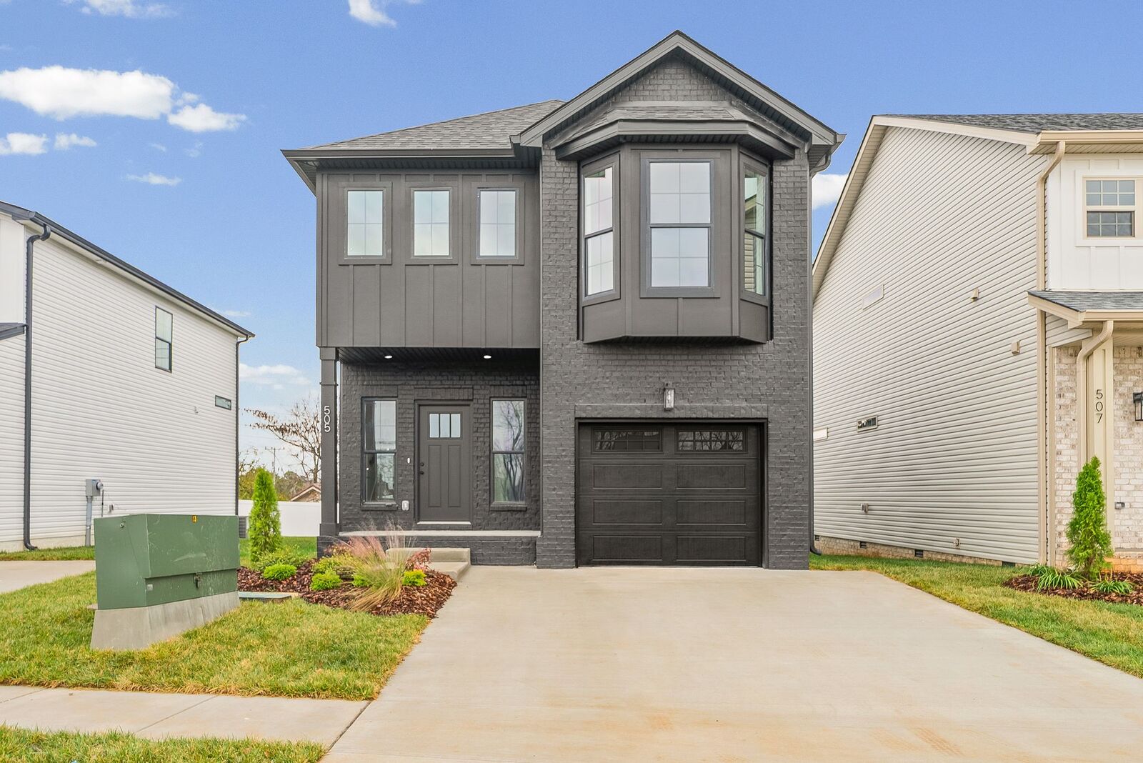 Property Photo:  2 Charleston Cove Way  TN 37043 