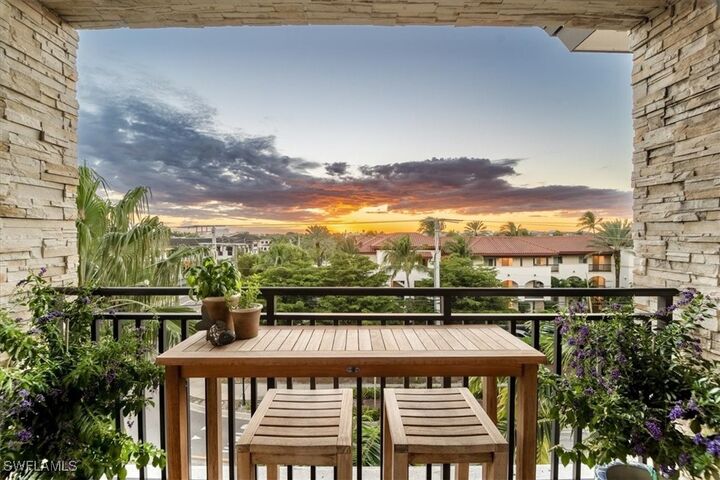 1035 3rd Avenue S 401  Naples FL 34102 photo