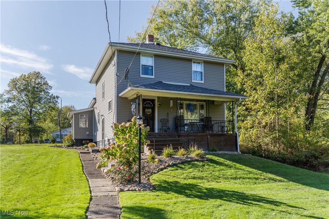 Property Photo: 805 Kimberly Avenue OH 44438