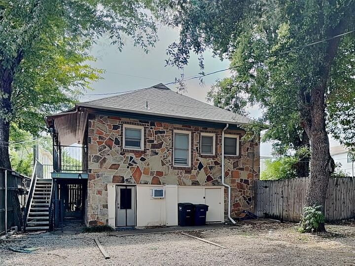 Property Photo: 3333 W 5th Street A TX 76107