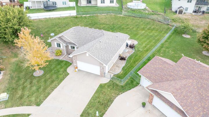 Property Photo: 612 Lancaster Circle IA 51103