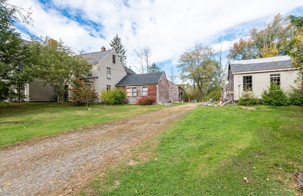 Property Photo:  311 Wethersfield St.  MA 01969 