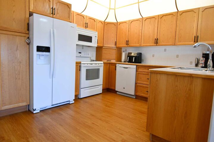 Photo de la propriété: 4512 52 Avenue 306 AB T4N 7B9