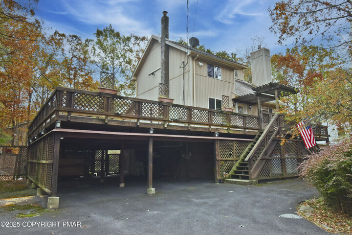 109 Sundew Drive  East Stroudsburg PA 18301 photo