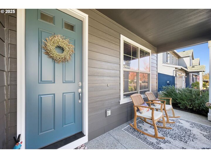 Property Photo:  2440 Heather Way  OR 97116 