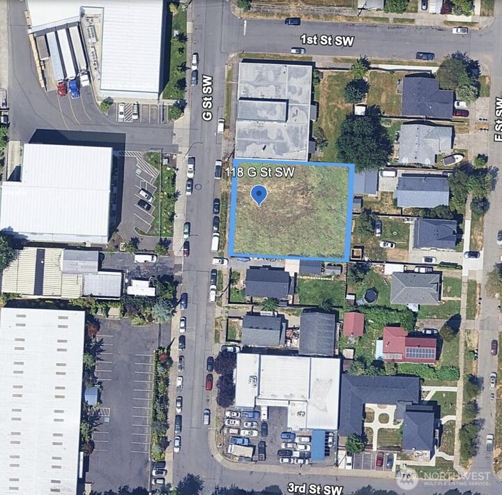 Property Photo:  118  G Street SW  WA 98001 
