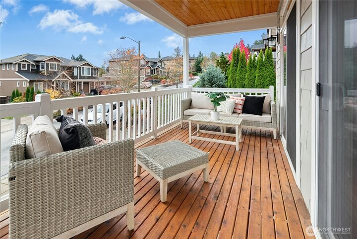 Property Photo: 14713 98th Avenue NE WA 98011