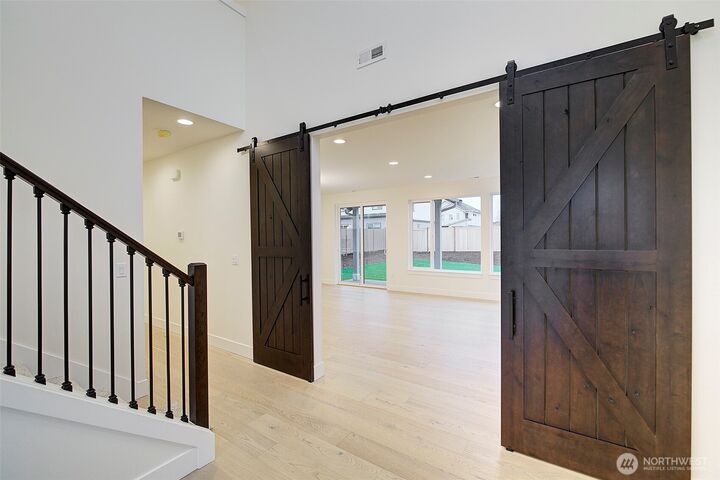 Property Photo: 727 Covington (Lot 5) Avenue WA 98290