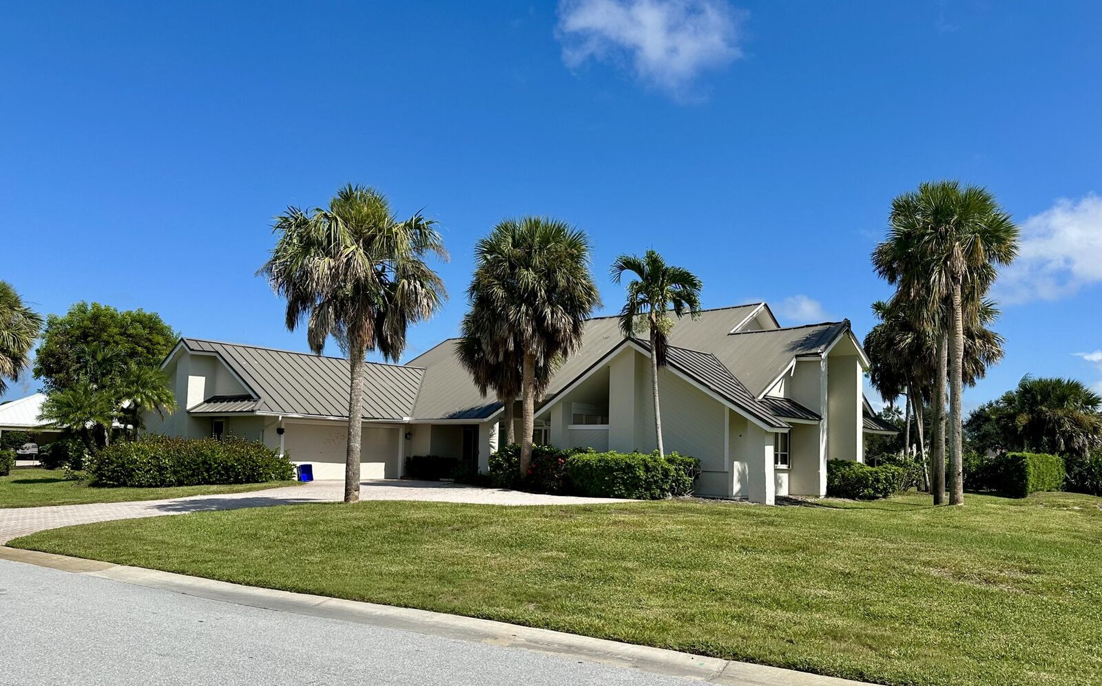 Property Photo: 5130 SE Burning Tree Circle FL 34997