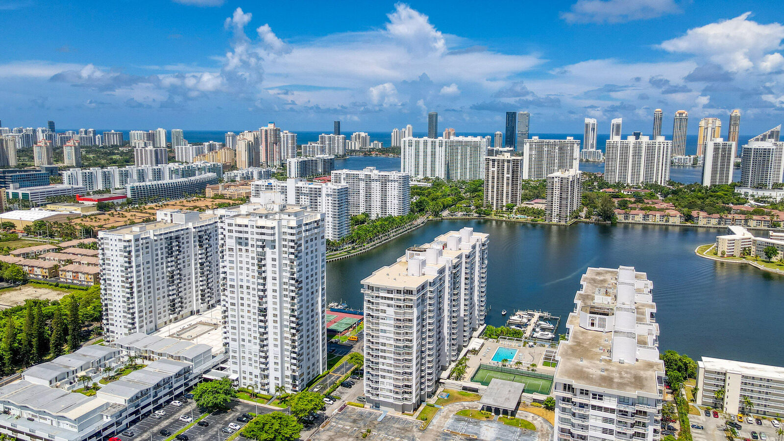 Property Photo: 18051 Biscayne Boulevard 1104 FL 33160