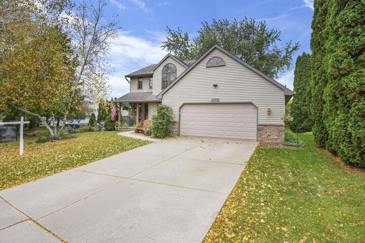 Property Photo: 5316 Black Walnut Drive WI 53558