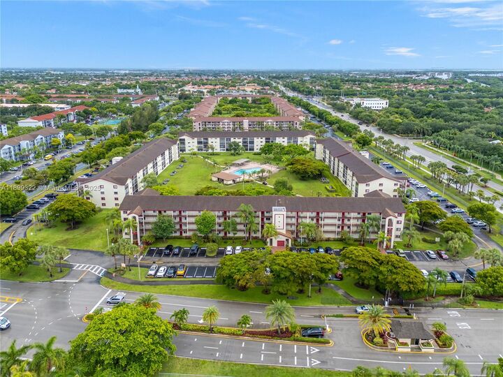 1601 SW 128th Ter 209A  Pembroke Pines FL 33027 photo