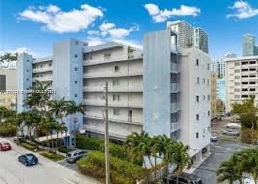 Property Photo:  677 NE 24th St 406  FL 33137 