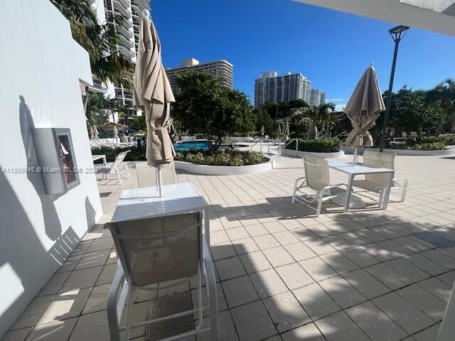 Property Photo:  20281 E Country Club Dr Cab16  FL 33180
