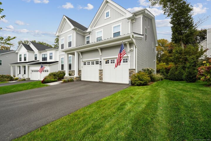 33 Enclave Drive 33  Trumbull CT 06611 photo