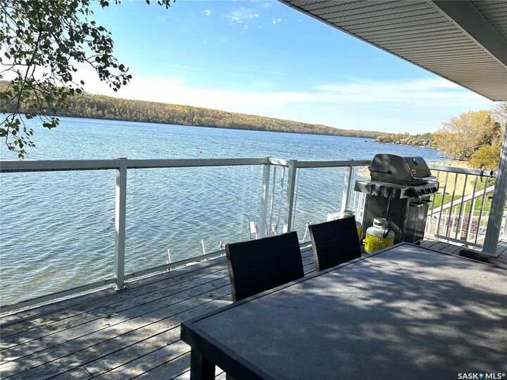Property Photo: 1 Lakeside E SK S0E 1T0