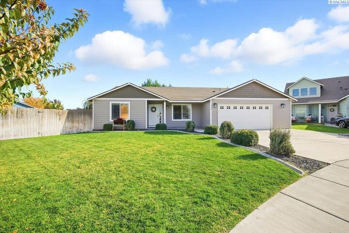 Property Photo: 5107 Tyler Ct WA 99301