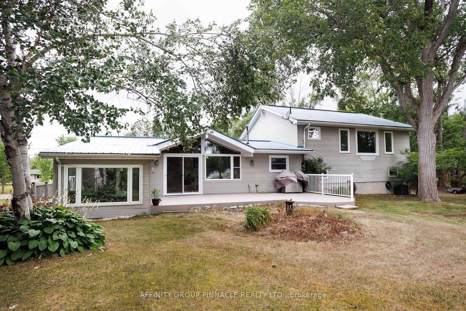 Property Photo:  1 Beatrice Drive  ON K0M 1N0