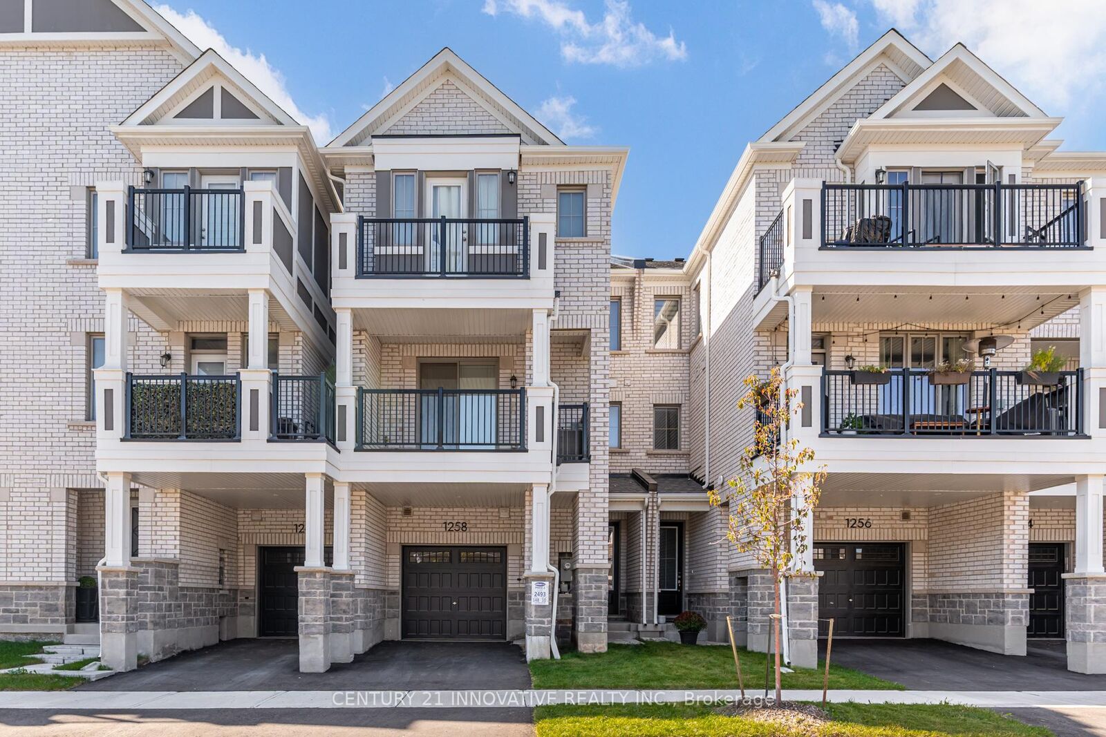 Photo de la propriété:  1258 Havelock Garden  ON L9T 6H8 