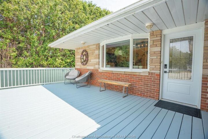 Property Photo: 7138 Benoit Drive ON N0L 2P0