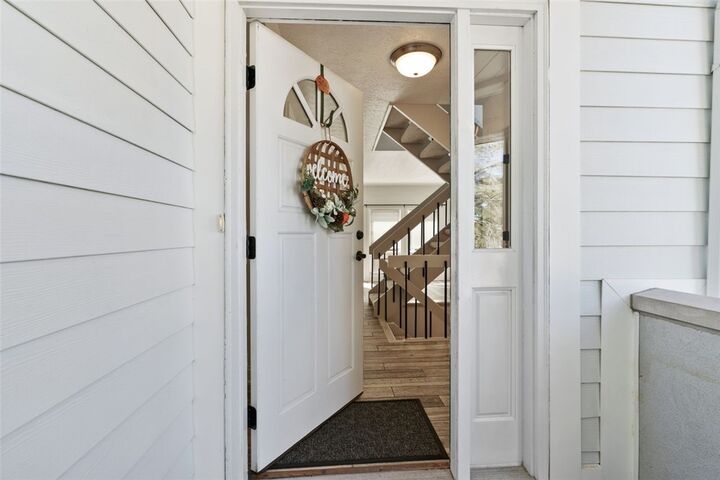 Property Photo: 100 Saint Tropez Cir PA 15010