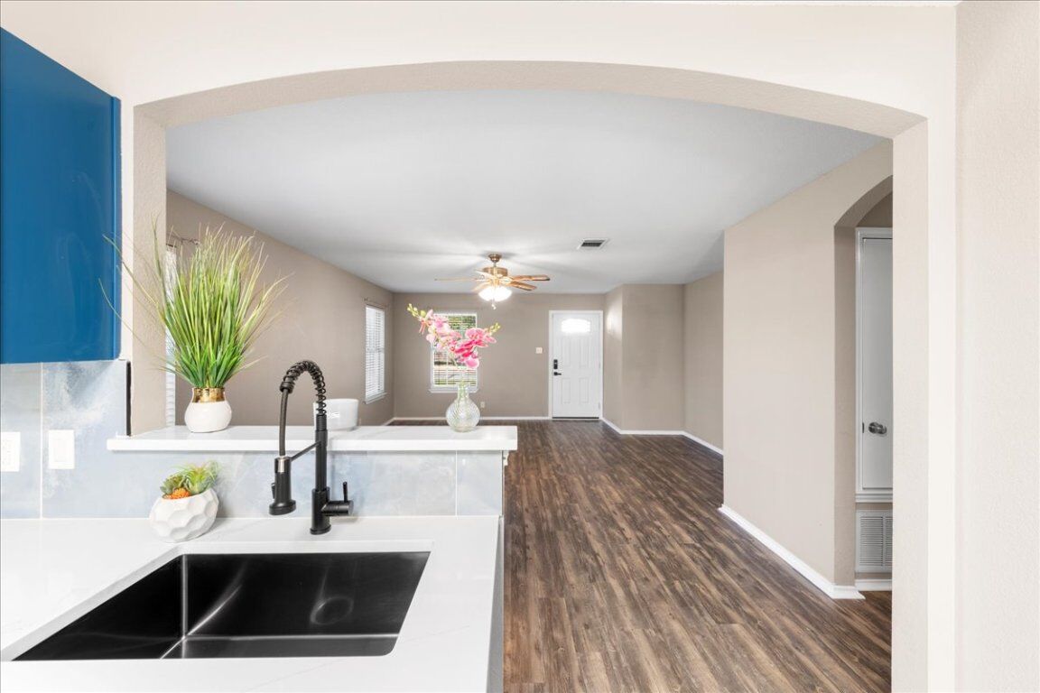 Property Photo:  202 Ashbury Drive  TX 78641 