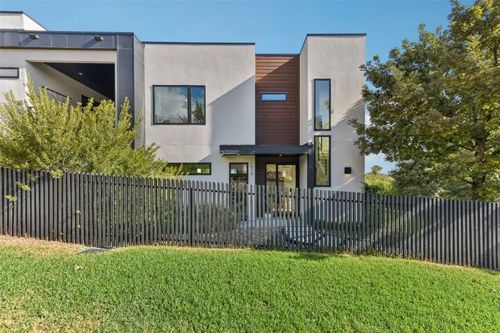 Property Photo:  1510 Bellaire Drive  TX 78741