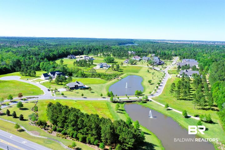 Property Photo:  221 Castlands Court  AL 36532 