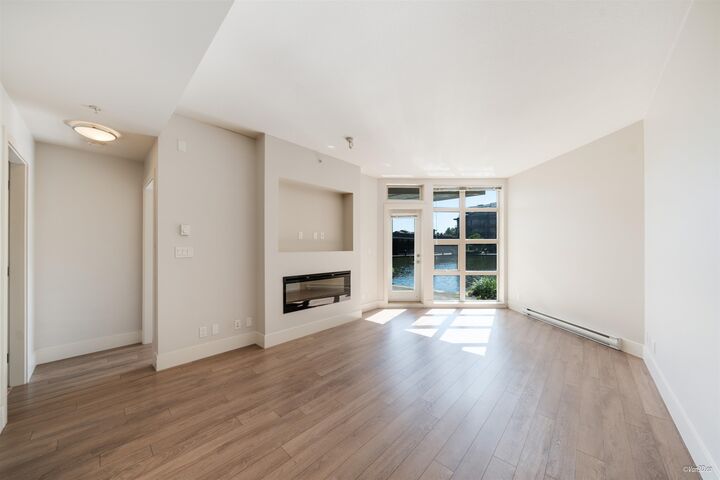 Property Photo: 3606 Aldercrest Drive 111 BC V7Y 0A3