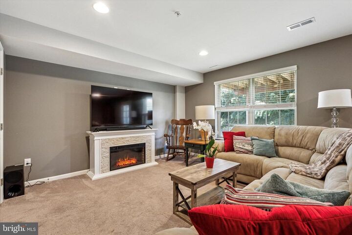 Property Photo: 155 Platt Place PA 19053