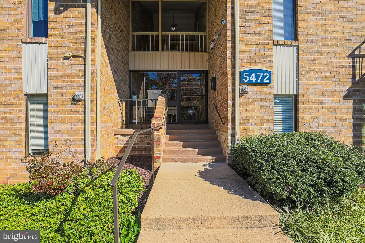 Property Photo:  5472 Cedar Lane C1  MD 21044