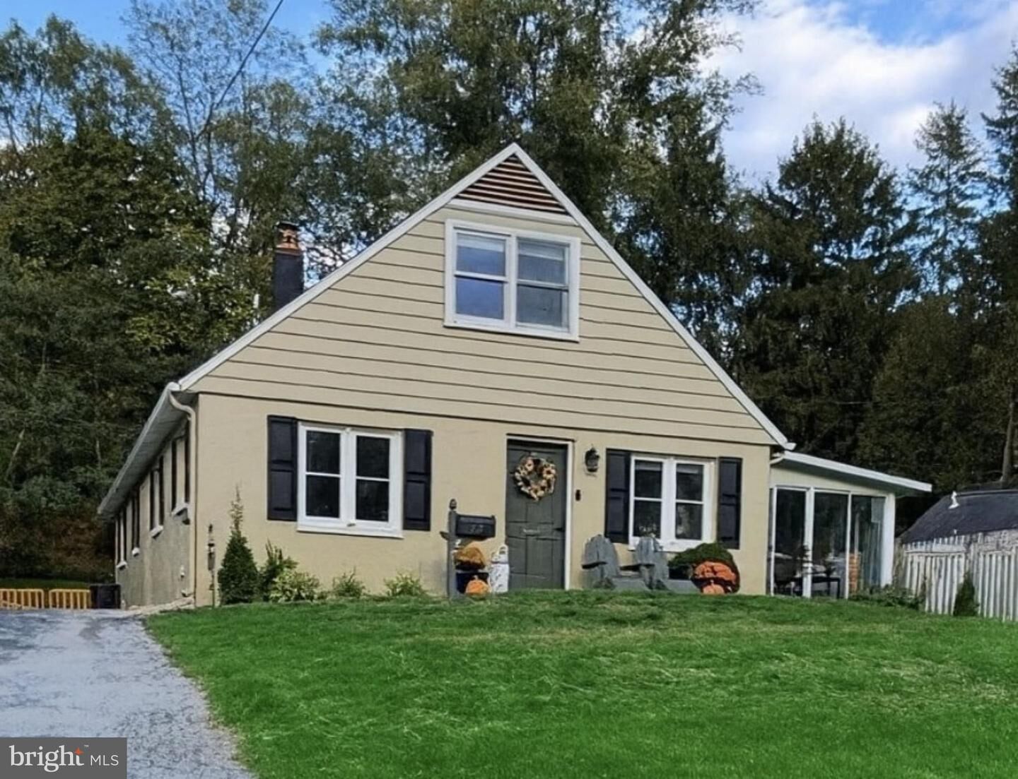 Property Photo:  723 Hillside Drive  PA 19380