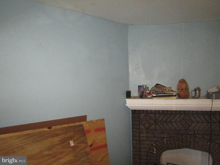 Property Photo:  1827 W Rockland Street  PA 19141 