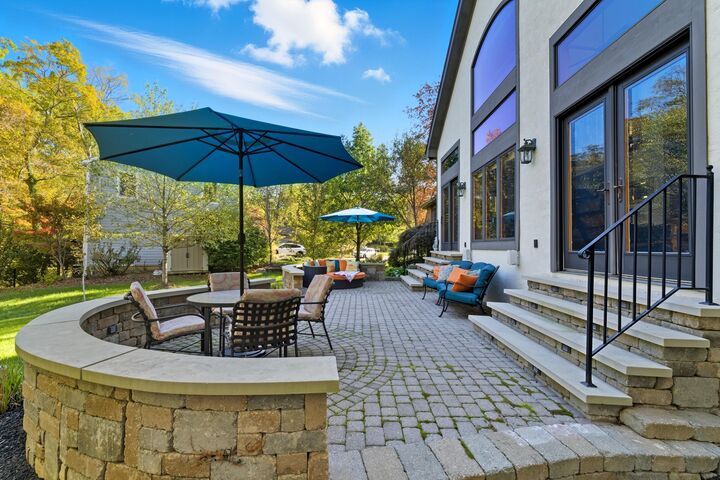 Property Photo: 613 Millwood Court OH 43230