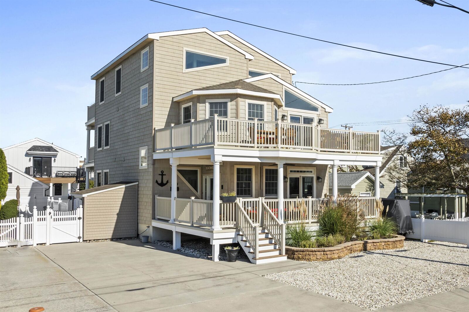 Property Photo: 119 E 9th NJ 08260