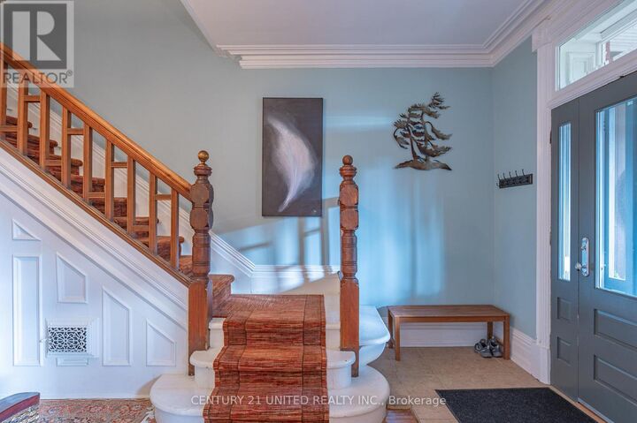 Property Photo:  210 McDonnel Street  ON K9H 2V9