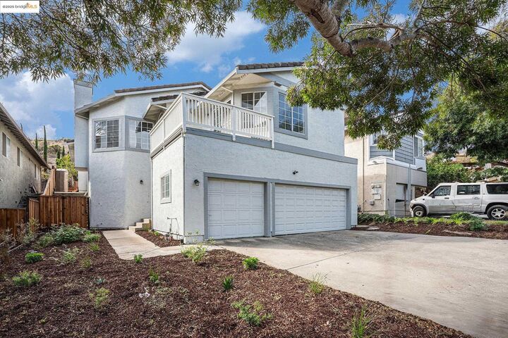 Property Photo: 5470 Lenora Rd CA 94803