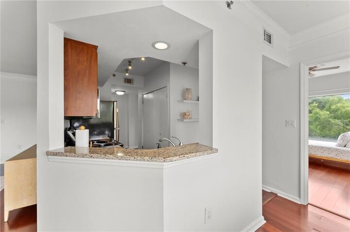 Property Photo: 275 13th Street NE 502 GA 30309