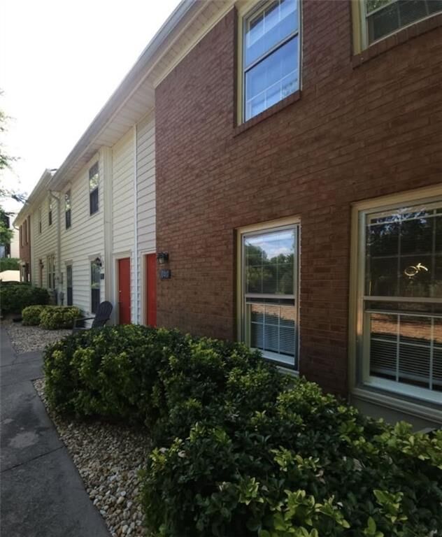 Property Photo:  1040 Old Holcomb Bridge Road  GA 30076