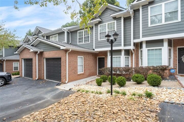Property Photo: 2680 Pine Tree Road NE 5 GA 30324