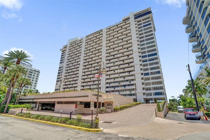 936 Intracoastal Dr 12C  Fort Lauderdale FL 33304 photo
