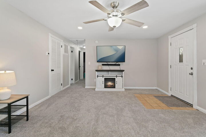Property Photo:  528 W Elm Street  IN 46552